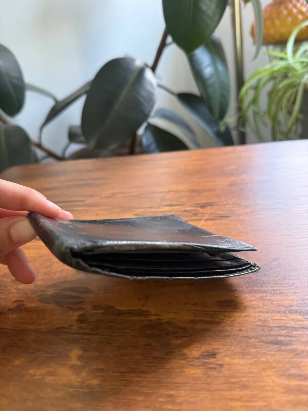 Black Leather Bi-Fold Wallet with ID Window Perry Ellis Portfolio